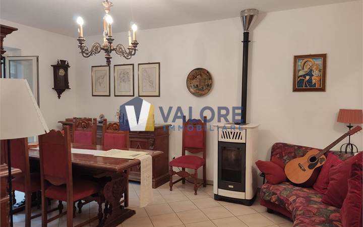 3 locali in vendita a Collazzone