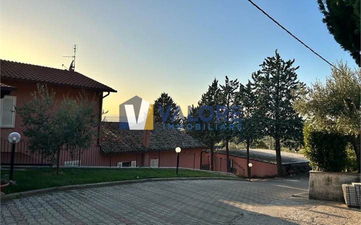 Casa singola in vendita a Assisi