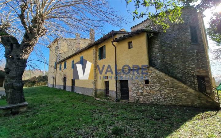 Casa singola in vendita a Massa Martana