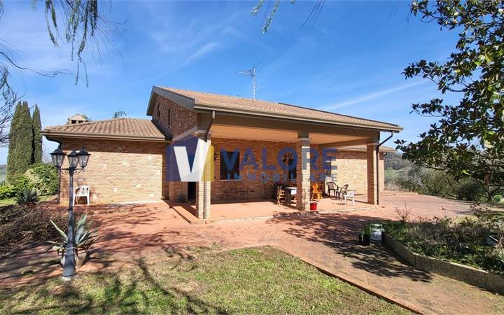 Villa Sale in Todi (PG) 