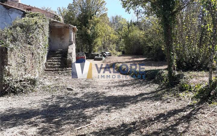 House of Character Sale in Todi (PG) 