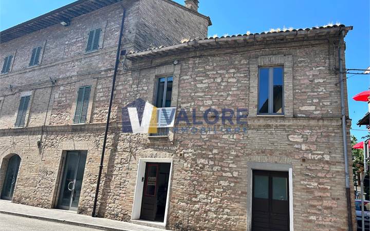 ASSISI - S. M. DEGLI ANGELI: CIELOTERRA RISTRUTTURATO NEL CENTRO STORICO 