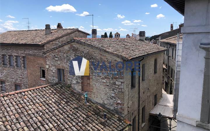 TODI – CENTRO STORICO – CARATTERISTICO APPARTAMENT
