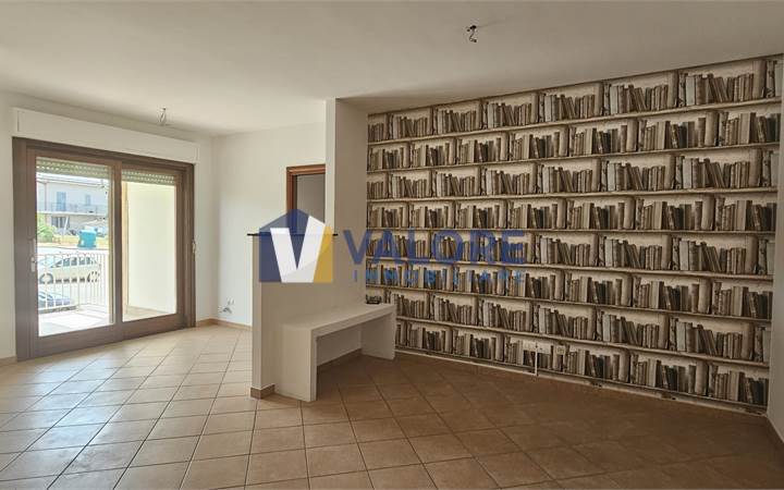 APPARTAMENTO AL PIANO PRIMO IN BUONO STATO