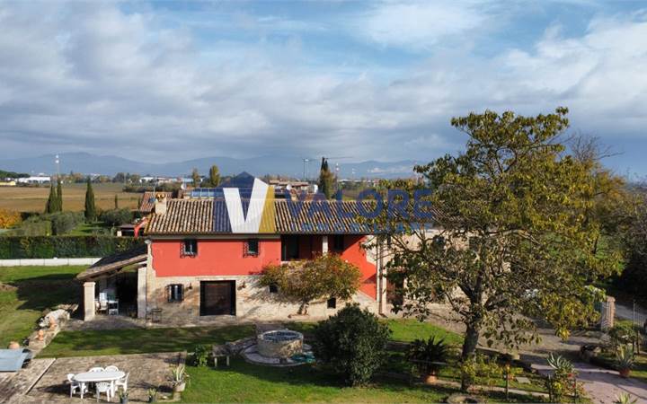 House of Character Sale in Bastia Umbra (PG) 
