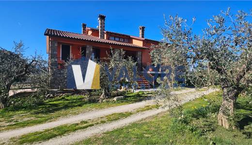 Villa Sale in Todi (PG) LOC. ILCI