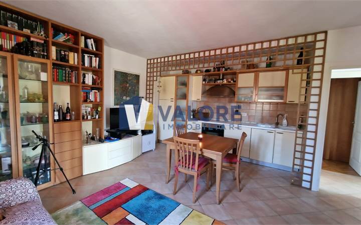 TODI - PIAN DI SAN MARTINO - CASA INDIPENDENTE 
