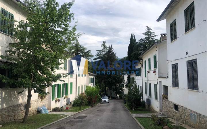 APPARTAMENTO ALL'INTERNO DI RESIDENCE CON PARCO 