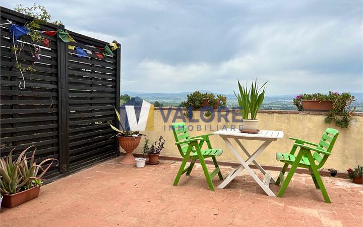 CANNARA (COLLEMANCIO):  APARTMENT IN FARMHOUSE