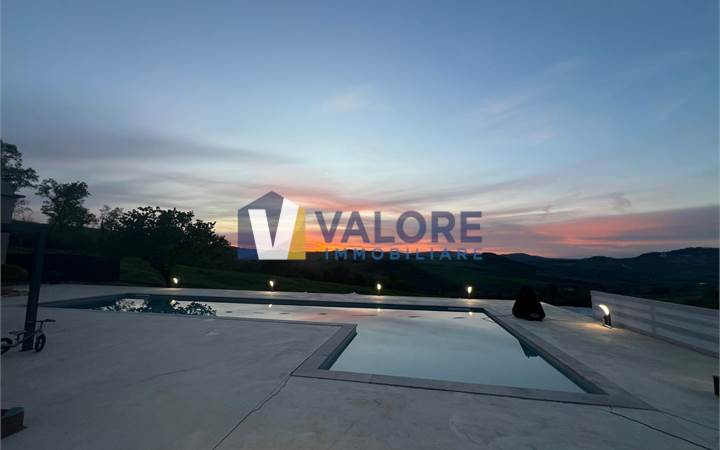 Hospitality property for sale in Vasciano (Todi)