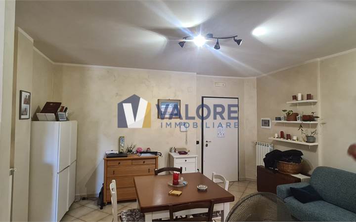TODI - PIAN DI PORTO: APPARTAMENTO CON GARAGE 