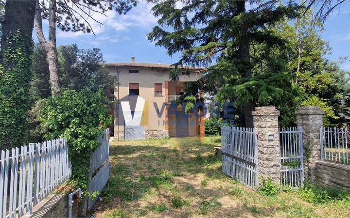 Town House Sale in Gualdo Cattaneo (PG) 