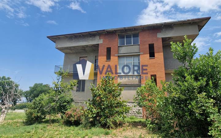 Town House Sale in Gualdo Cattaneo (PG) 