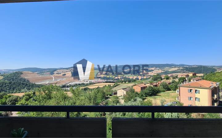 TODI - CAPPUCCINI: APPARTAMENTO PANORAMICO CON GARAGE 