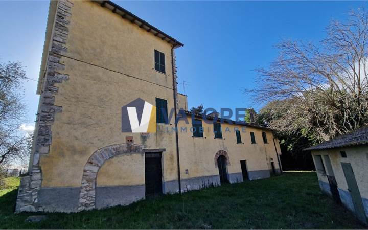 MASSA MARTANA: SPLENDIDO CASALE DEL 1700 