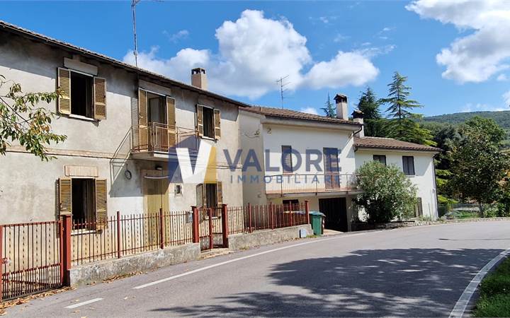 Town House Sale in Viepri