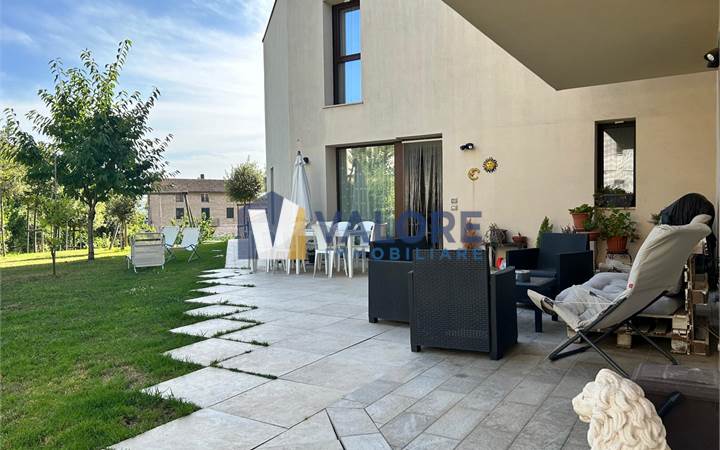 ASSISI - PALAZZO: APPARTAMENTO IN VILLA 