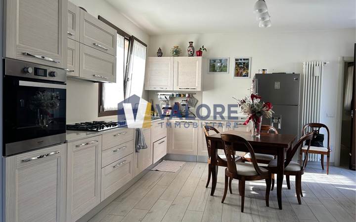 Villa Sale in Assisi (PG) FRAZ. PALAZZO 