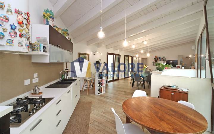 Villa Sale in Assisi (PG) FRAZ. PALAZZO 