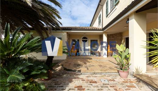 Villa Sale in Cannara (PG)
