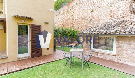 Villa For rent in Spello (PG)