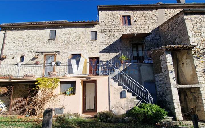 Semi Detached House Sale in Todi (PG)