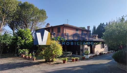 Villa Sale in Corciano (PG)