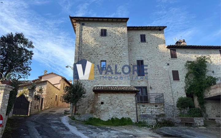 Semi Detached House Sale in Todi (PG) frazione ilci 
