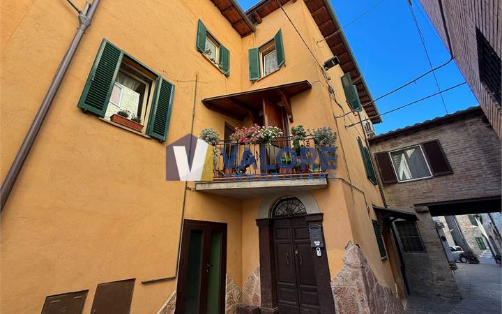 Duplex Sale in Assisi (PG) via incerta 8