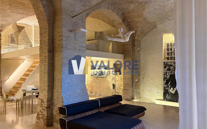PERUGIA - CENTRO STORICO - ESCLUSIVO LOFT DI DESIGN