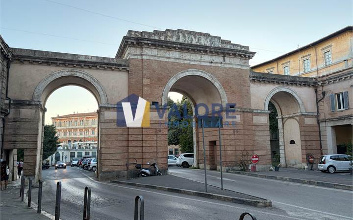 PERUGIA - CORSO CAVOUR - APPARTAMENTO RISTRUTTURATO