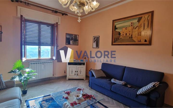 TODI - LOC. CAPPUCCINI - APPARTAMENTO AL SECONDO PIANO
