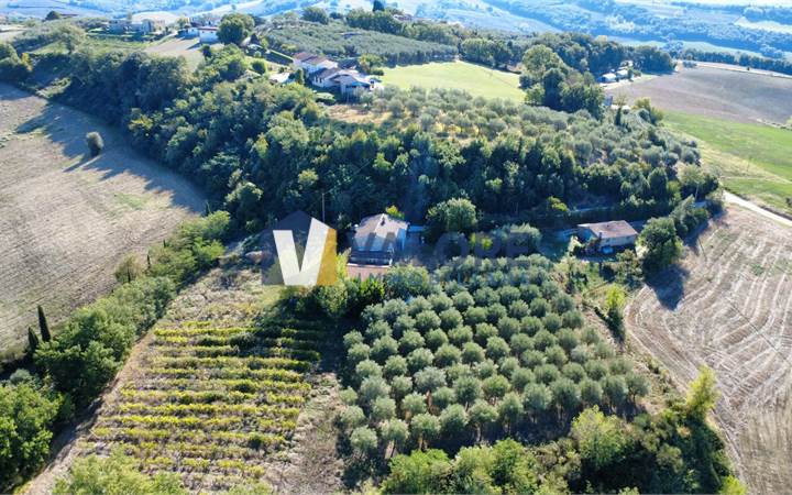 Town House Sale in Todi (PG) VOCABOLO  POGGIO  28